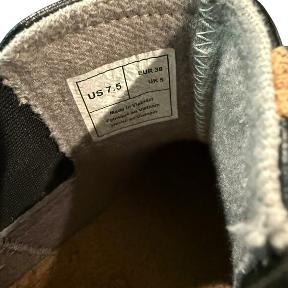 SAOLO Yamba slip on Chelsea sneaker vegan leather corkbed sole black - Picture 6 of 10